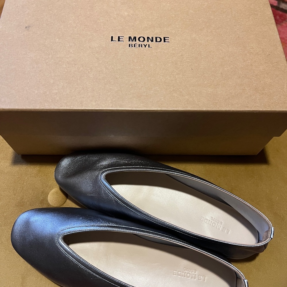 Le Monde Beryl Silver Luna Flats - Picture 4 of 4